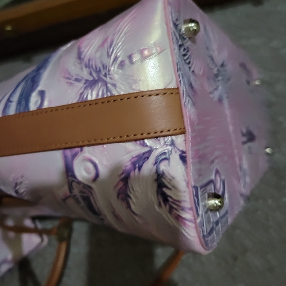 Like new Brahmin optimism copa bag set - Picture 3 of 7